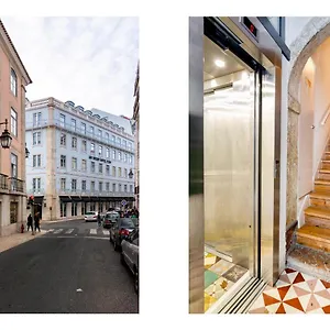 https://chez-moi-chic-duplex-lx-downtown.hotels-lisbon-portugal.com